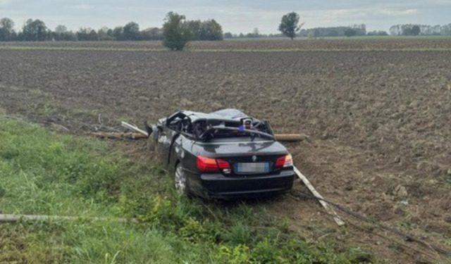 Grave incidente a Pegognaga: tre feriti e palo della rete telefonica abbattuto
