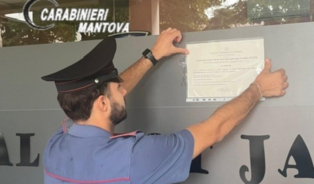 Bar di Poggio Rusco chiuso dopo episodi di violenza dentro e fuori dal locale