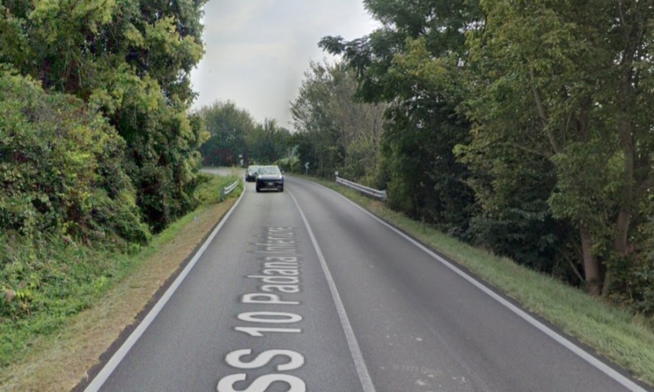 Violento scontro tra auto: grave un 13enne, trasportato d’urgenza in elisoccorso