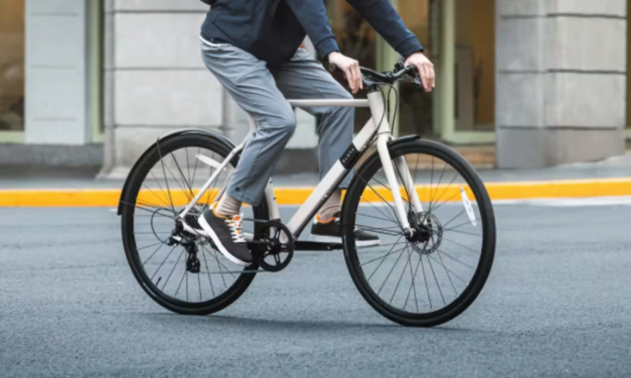 Beccato in sella a una bici rubata, 23enne nei guai a Roverbella