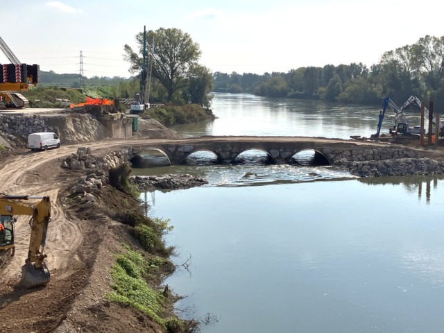 Sorpresa: nasce nell’Oglio un grande guado per costruire il nuovo ponte ferroviario