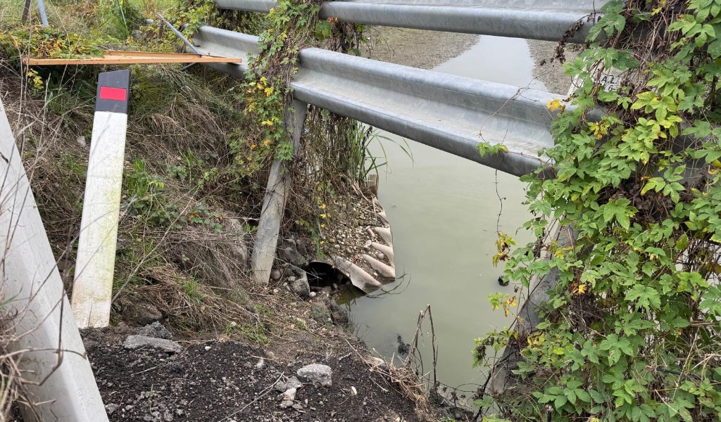 Cedimento sul canale Tosino: chiusa la Provinciale 72 tra Quistello e Quingentole