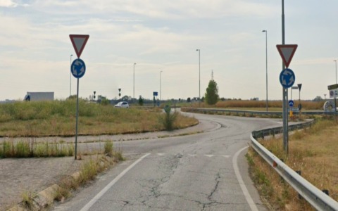 Incidente stradale sulla Crocevia: coinvolti anche due bambini