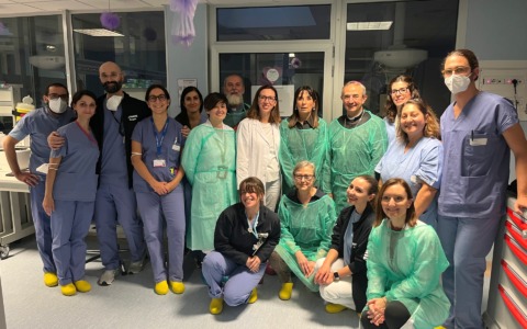 “Il vostro lavoro è una missione”: il vescovo Busca in visita alla Terapia intensiva neonatale del Poma