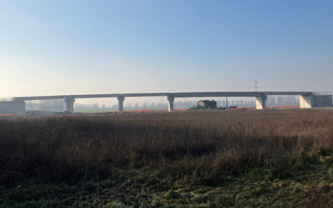Raddoppio ferroviario Piadena-Mantova, completato il cavalcaferrovia di Marcaria