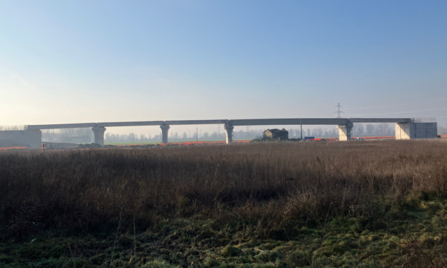 Raddoppio ferroviario Piadena-Mantova, completato il cavalcaferrovia di Marcaria