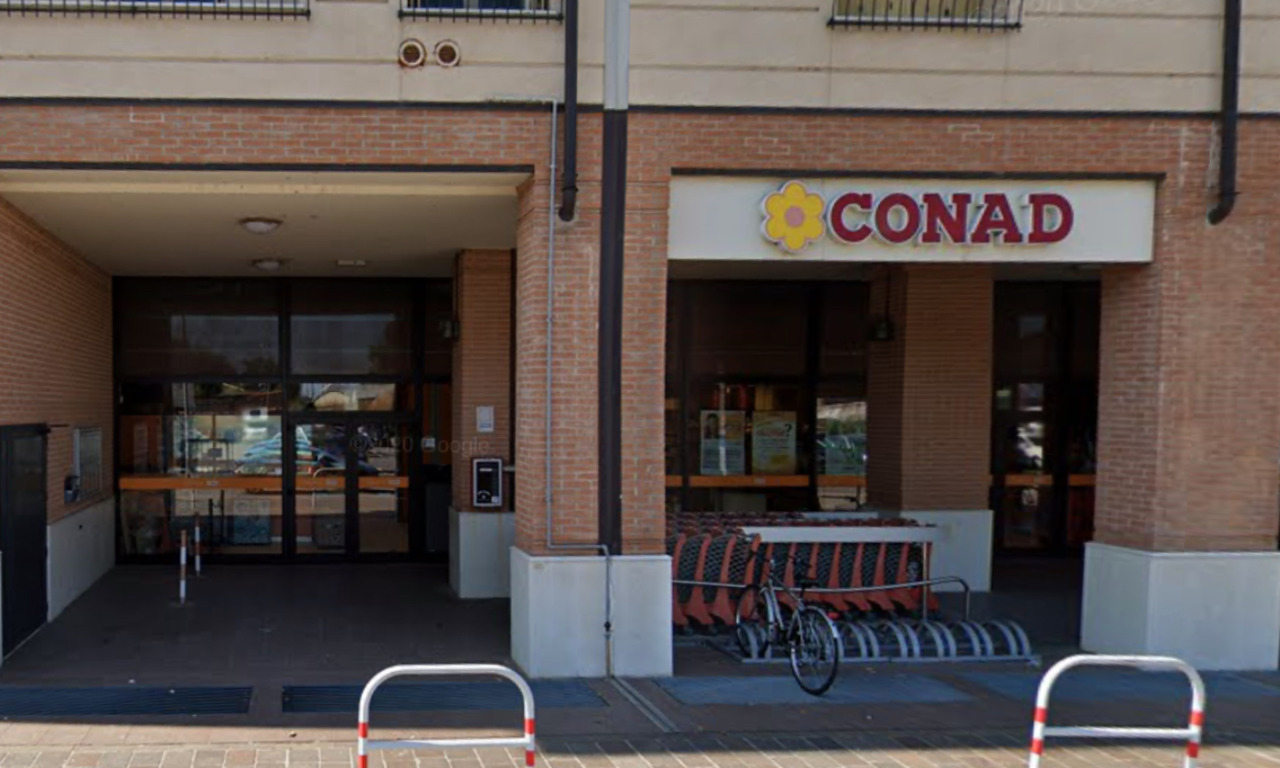 Tenta il furto alla Conad di Mantova, 33enne beccato e denunciato