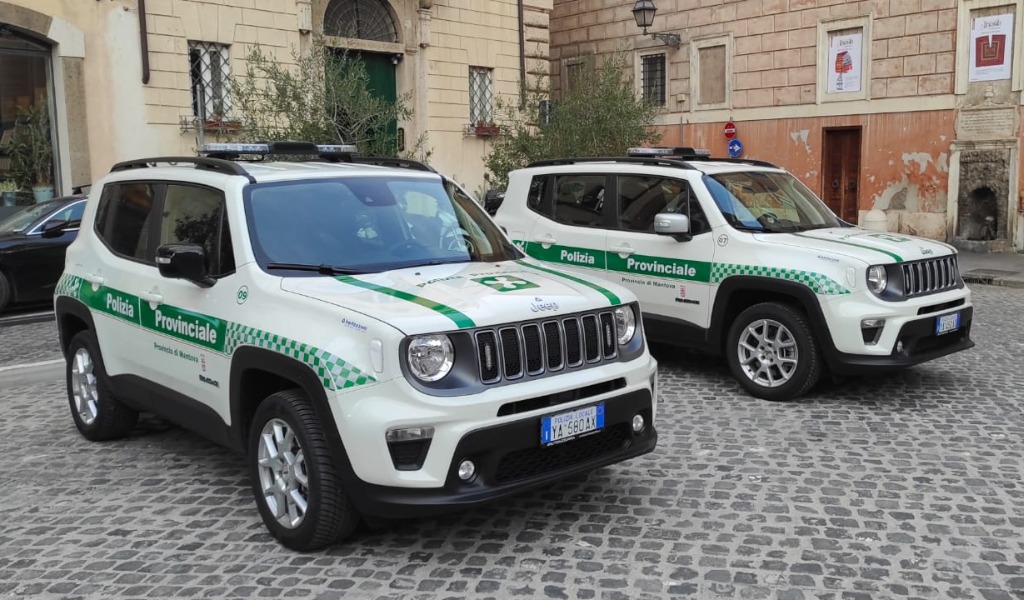 Due nuovi veicoli ecologici in dotazione alla Polizia Provinciale di Mantova