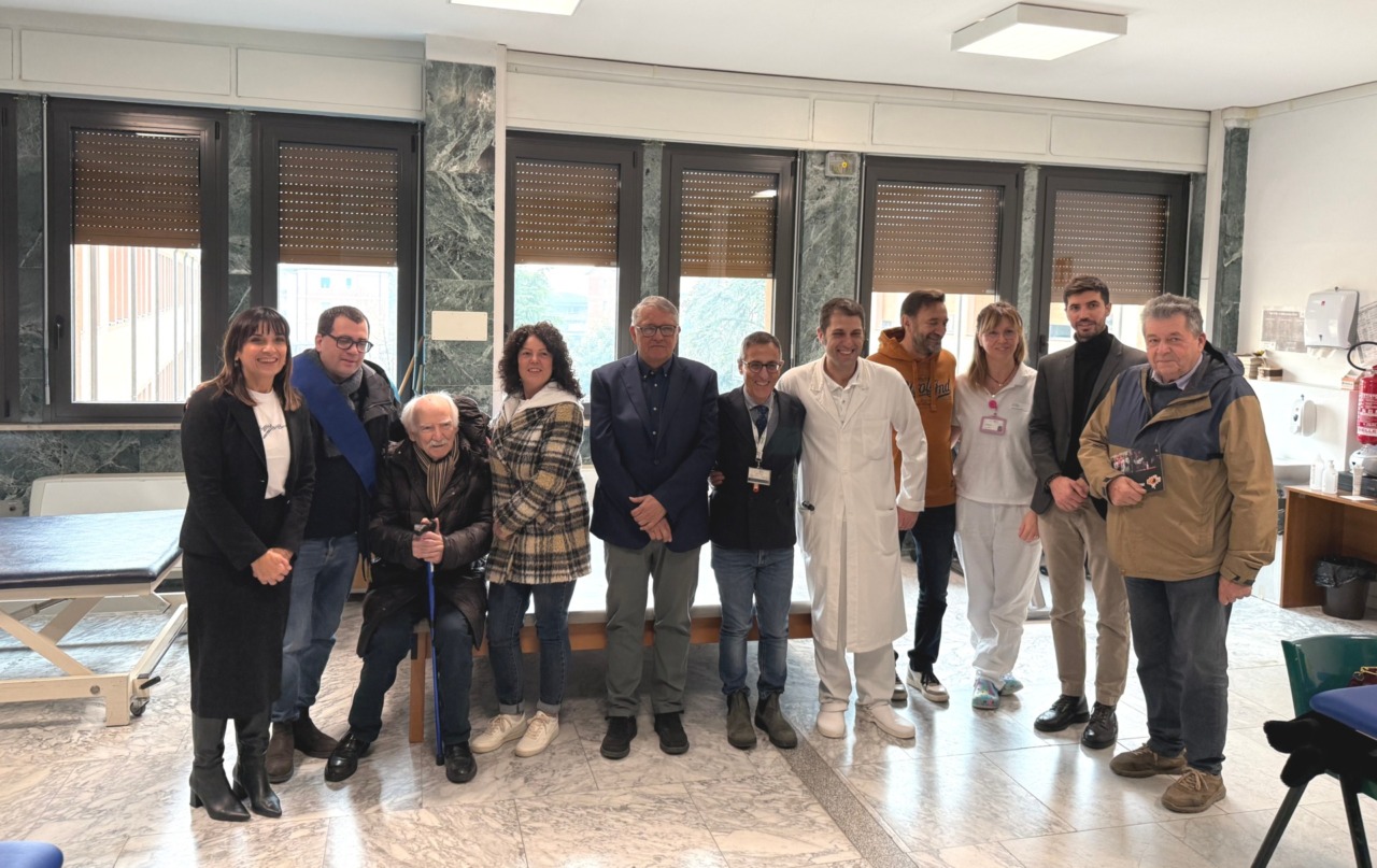 Foto di gruppo per i presenti all'iniziativa