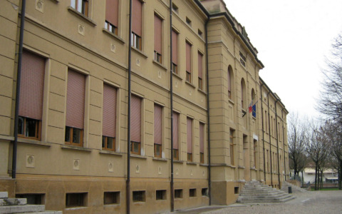 Dalla canzone di Natale “sparisce” Gesù: la Lega va su tutte le furie