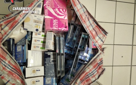 Va al Tosano e prova ad andarsene con una spesa di 3.200 euro senza averla pagata