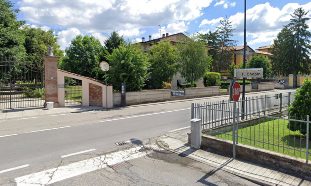 Anziano travolge 76enne con l’auto a Montanara, trasportata in ospedale con l’eliambulanza