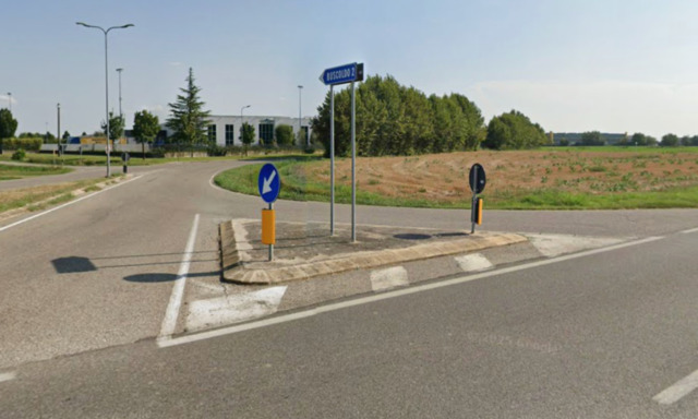 Tamponamento tra due auto a Buscoldo: coinvolto anziano 85enne, 35enne in ospedale