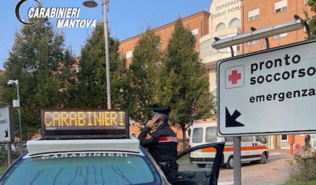 Cade da una scala durante il turno di lavoro in un’azienda agricola: operaio 45enne in ospedale