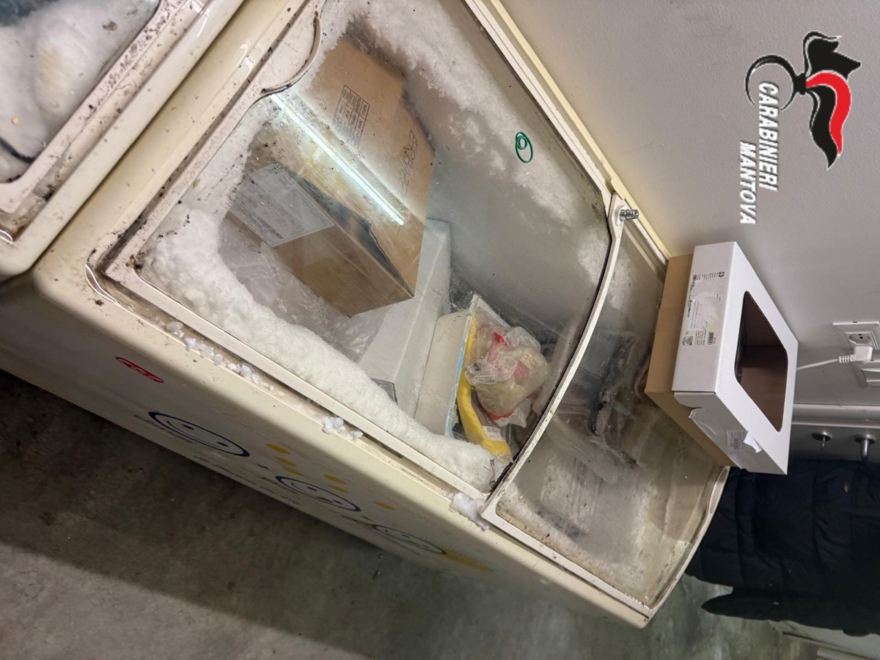 Controlli nel bar, attività sospesa per gravi irregolarità: sanzioni da 16mila euro