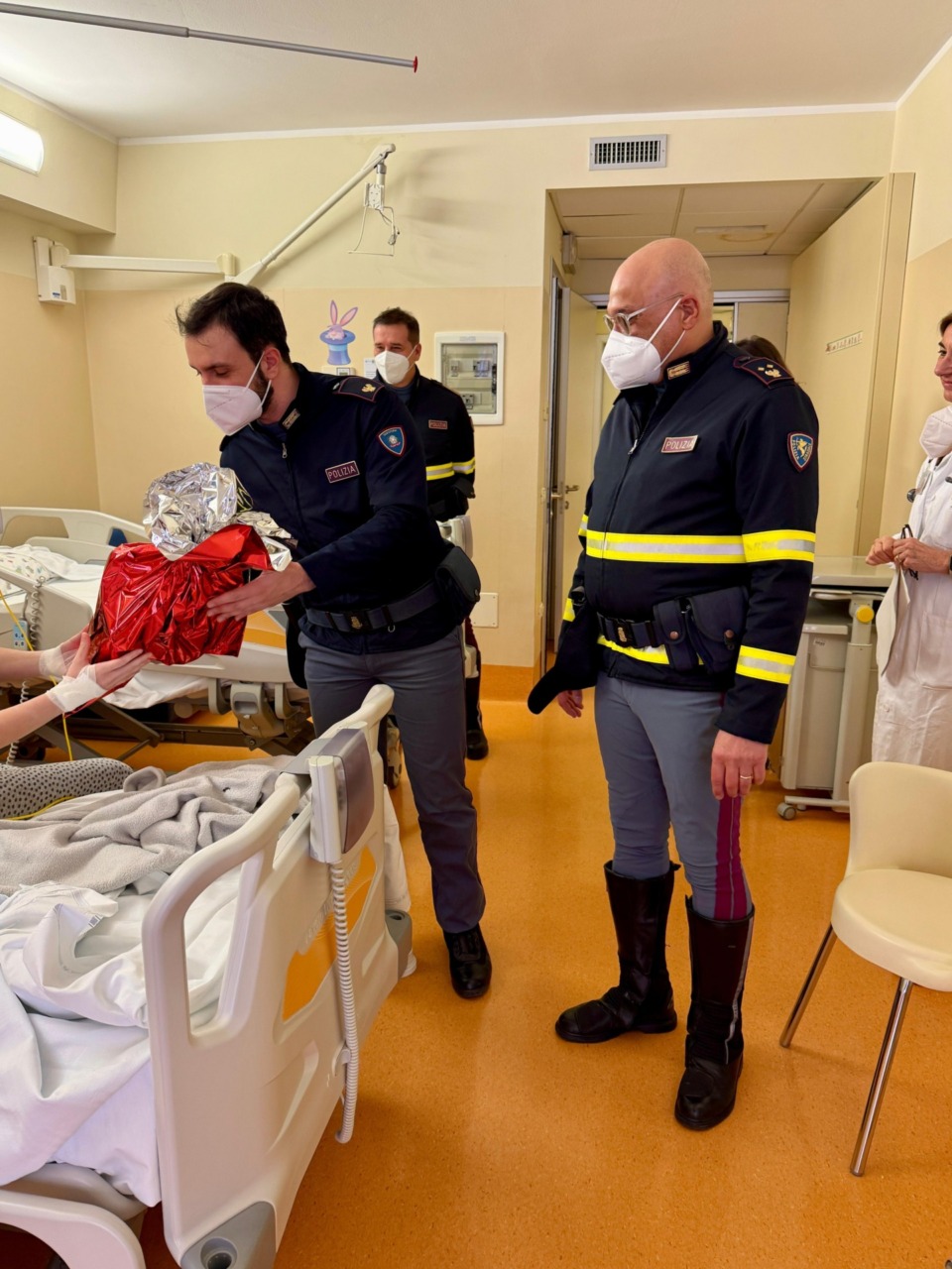 Un momento dell'iniziativa in favore dei bambini ricoverati