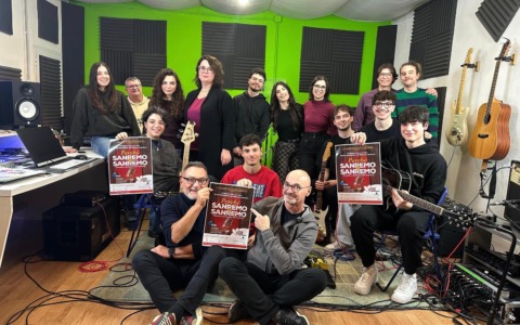 Il Festival di Sanremo al Teatro Bibiena per sostenere gli infermieri di quartiere