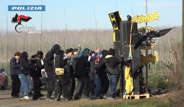 Rave Party interrotto a Dosolo: 42 denunciati per occupazione abusiva di capannone