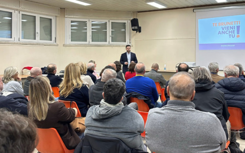 Murari avvia gli incontri nei quartieri di Mantova: 70 persone in Te Brunetti