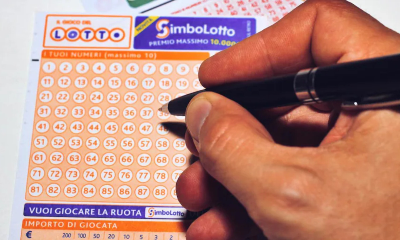 Lotto, la dea bendata bacia Asola: vinti quasi 28mila euro