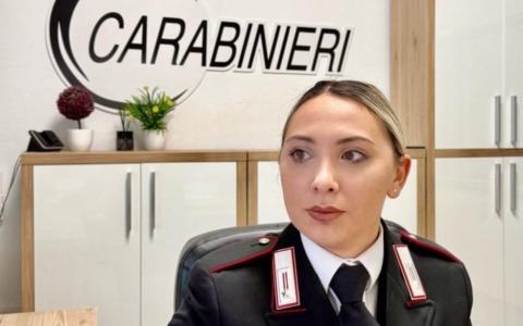 I carabinieri fermano un 42enne: stava andando a casa di un 64enne per truffarlo