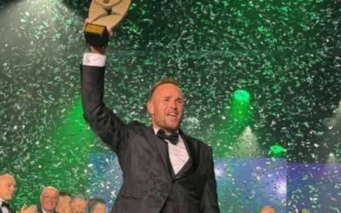 Da chef a campione del porta a porta, il mantovano Mattia è il miglior venditore di Folletto in Italia