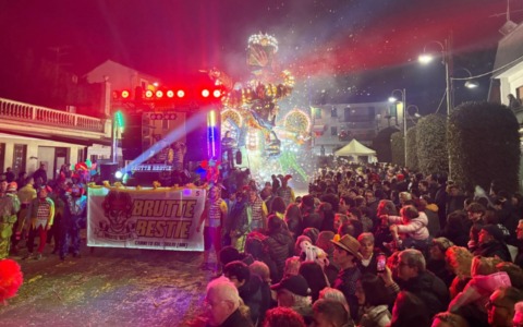 Volta Mantovana in festa: il Carnevale del Capunsèl fa il pieno di colori e sapori