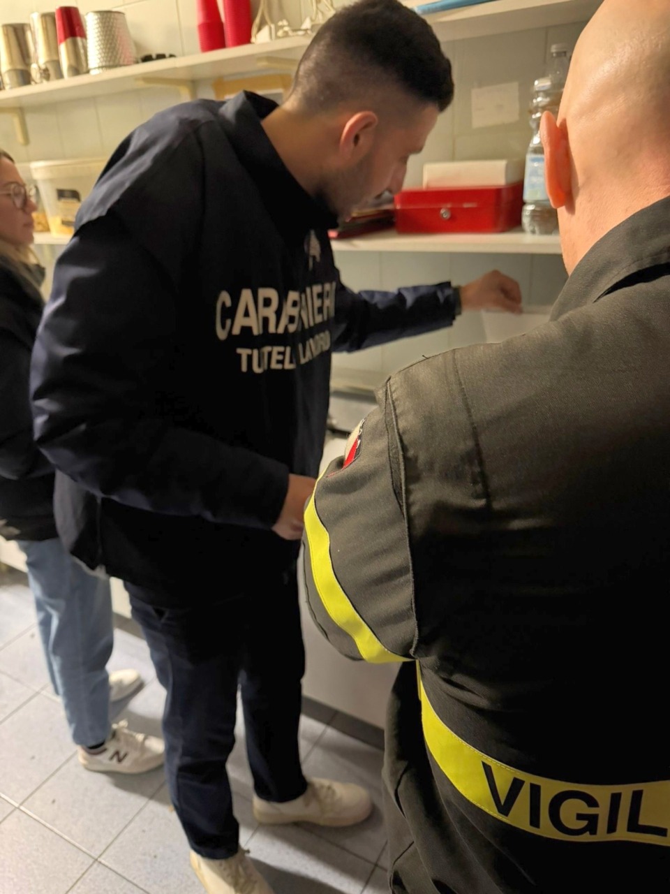 Vigili del fuoco e ispettorato del lavoro impegnati durante le verifiche