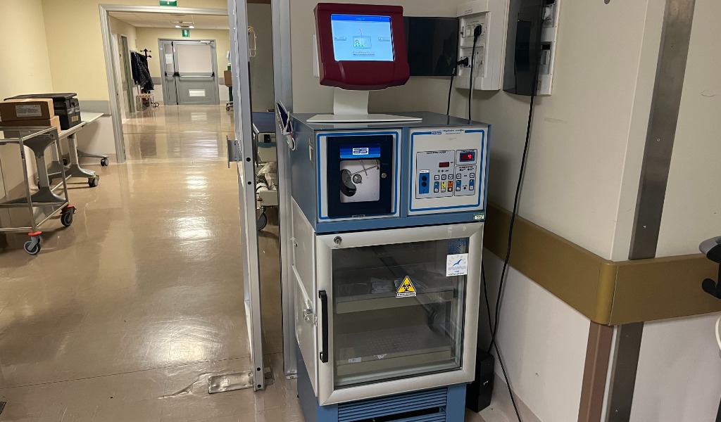 Donata alla Terapia Intensiva del Poma una nuova frigoemoteca per rafforzare la gestione del sangue