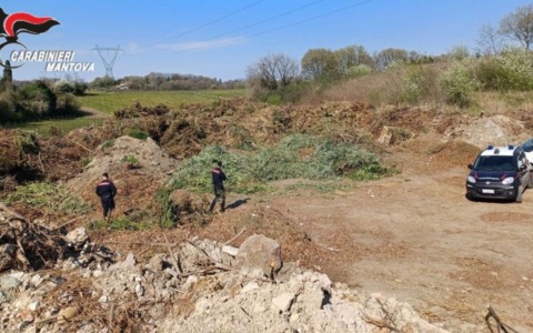 Discarica abusiva in area protetta a Ponti sul Mincio: sequestrati 500 metri cubi di rifiuti speciali