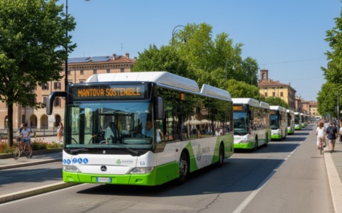 Regione Lombardia investe oltre 220mila euro per nuovi bus ecologici a Mantova e Cremona
