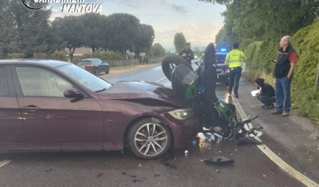 Scontro all’alba a Castiglione: motociclista ferito dopo una mancata precedenza