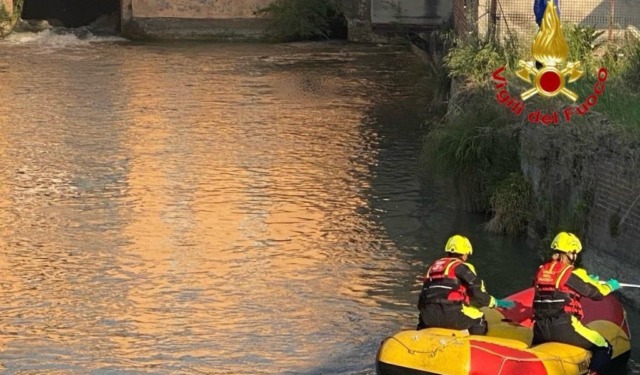 Dramma all’alba a Castel d’Ario: corpo senza vita affiora nel canale Molinella