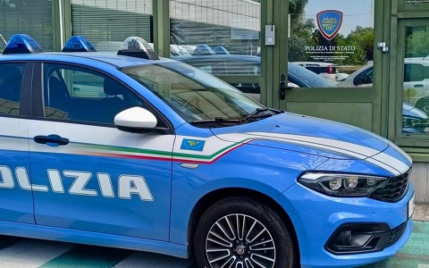 Il miraggio del noleggio auto online: maxi-truffa da migliaia di euro scoperta a Mantova