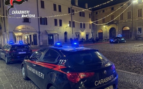Controlli a Viadana: raffica di denunce e patenti ritirate dai Carabinieri