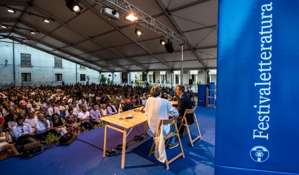 Il Festivaletteratura di Mantova compie trent’anni: Regione Lombardia finanzia l’edizione storica con 100mila euro