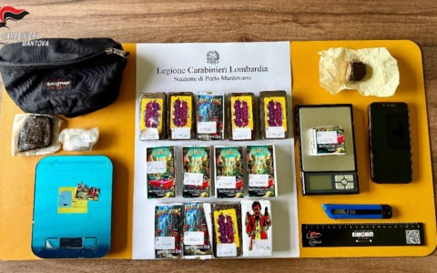 Maxi blitz antidroga all’alba: arrestato un 25enne trovato con oltre un chilo di hashish