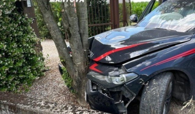 Inseguimento da film (con schianto dell’auto dei Carabinieri) e maxi-sequestro di cocaina: quattro arresti