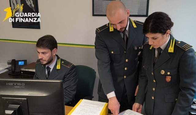 Anziane truffate con il “porta a porta”: vittime anche nel Mantovano, sgominata organizzazione criminale da oltre 1.200 raggiri