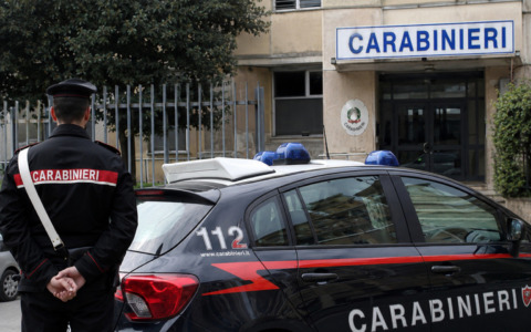 Viadana, falso carabiniere convince un 60enne a bonificare 14mila euro: denunciato un 36enne