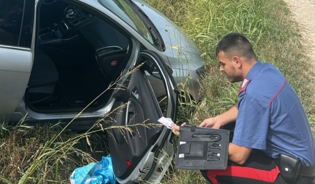 Dramma sfiorato a Castel Goffredo: ha una crisi epilettica al volante e finisce nel fosso, salvato dall’asfissia dai Carabinieri