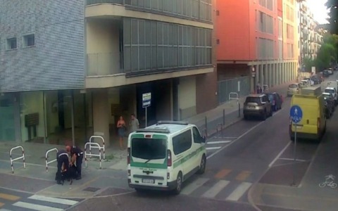Mantova, rissa tra due donne in via Volta: interviene la Polizia Locale
