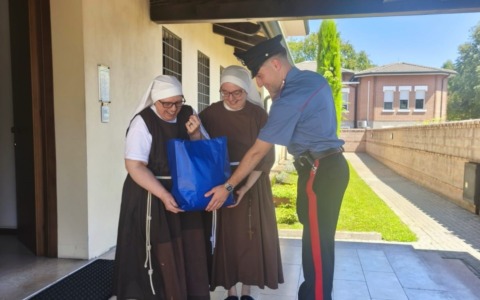 Merce sequestrata destinata alla beneficenza: il gesto dei Carabinieri di Curtatone per le monache di clausura