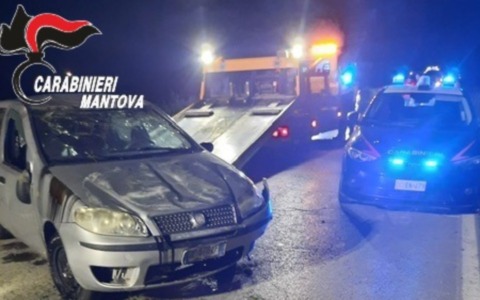 Tragedia a Goito: auto esce di strada nella notte, muore una ragazza di 24 anni