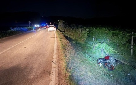 Incidente tra moto e auto a Volta Mantovana: grave una donna, trasportata in elisoccorso a Brescia