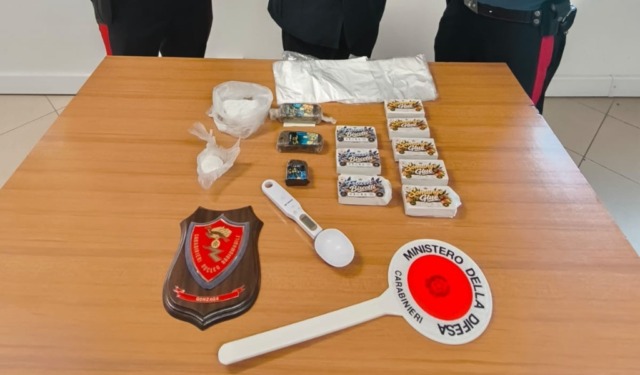 Maxi operazione antidroga a Gonzaga: sequestrati oltre un chilo di hashish e cocaina, arrestati due fratelli