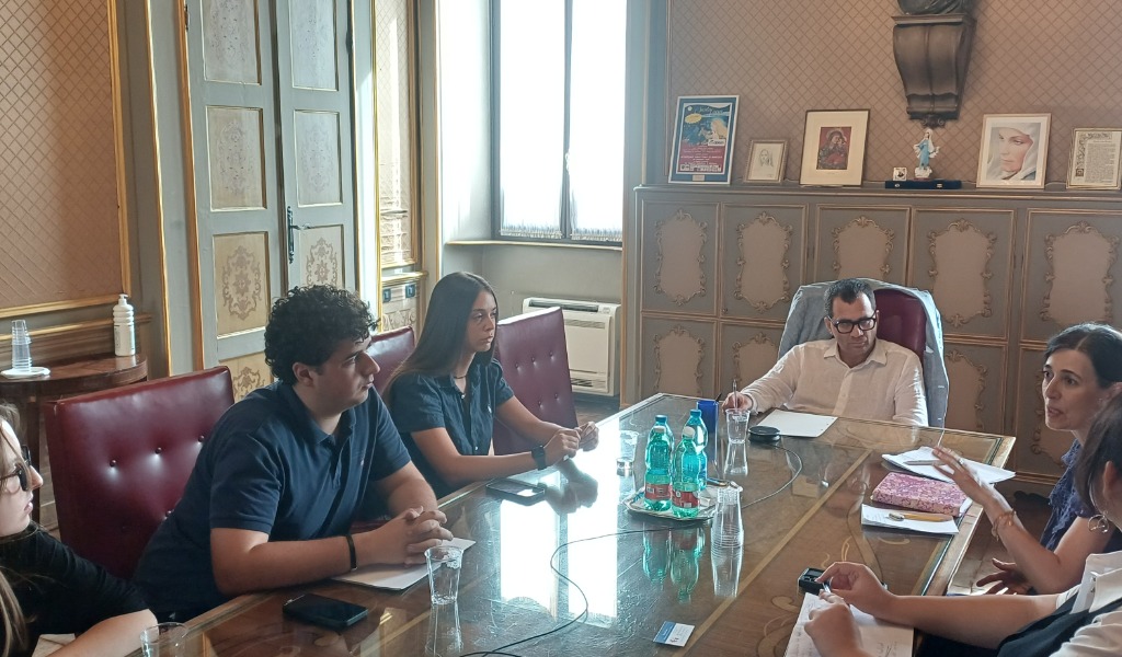 Settimana corta a scuola, il nodo dei trasporti: studenti a confronto con la Provincia