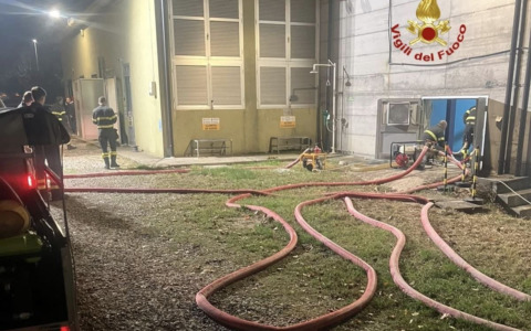 Mantova, si rompe una tubazione dell’acquedotto: allagati i locali tecnici