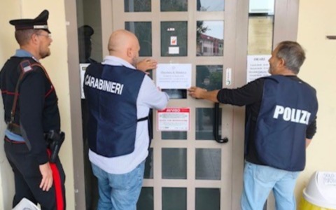 Rissa con coltello e clienti pregiudicati: il Questore chiude bar a Bozzolo