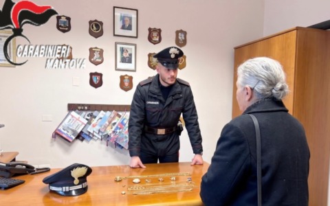 Finti carabinieri truffano un’anziana a Roverbella: recuperati gioielli per 8mila euro